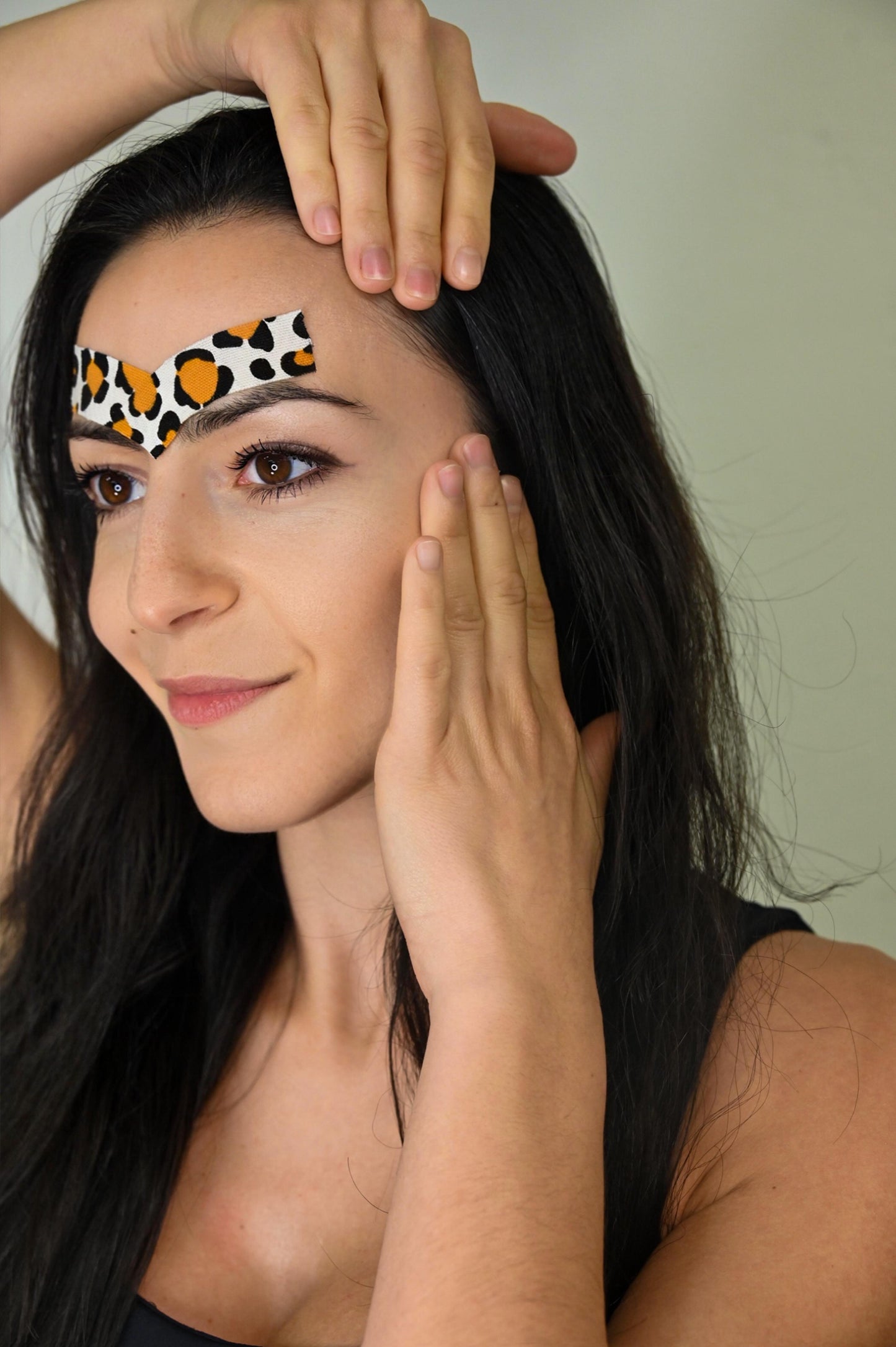 Face Tape Leopardato – Taping Viso con Stile | Glisya