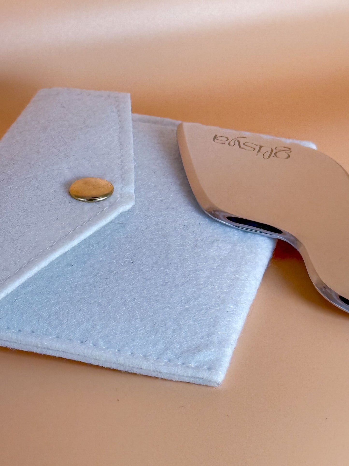 Gua Sha in Acciaio - Effetto drenante e lifting